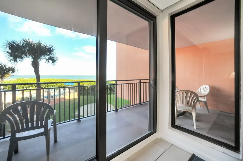Beachfront Condo w/ Pool & Balcony in FL - Image 1