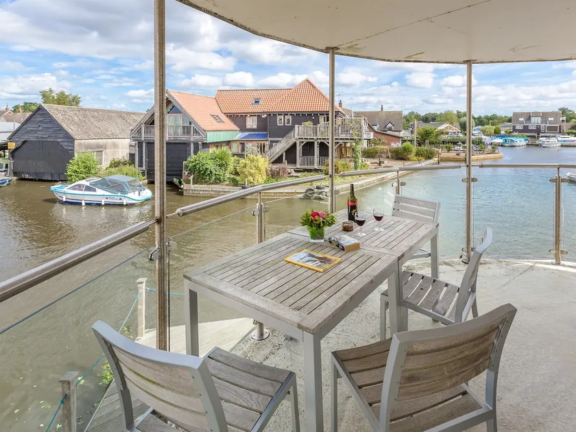 Waterside - Cvk - Image 1