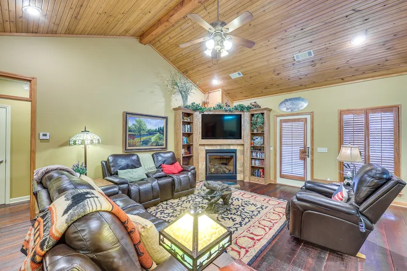 Private Dock: 'the River House' in Heber Springs! - Image 1