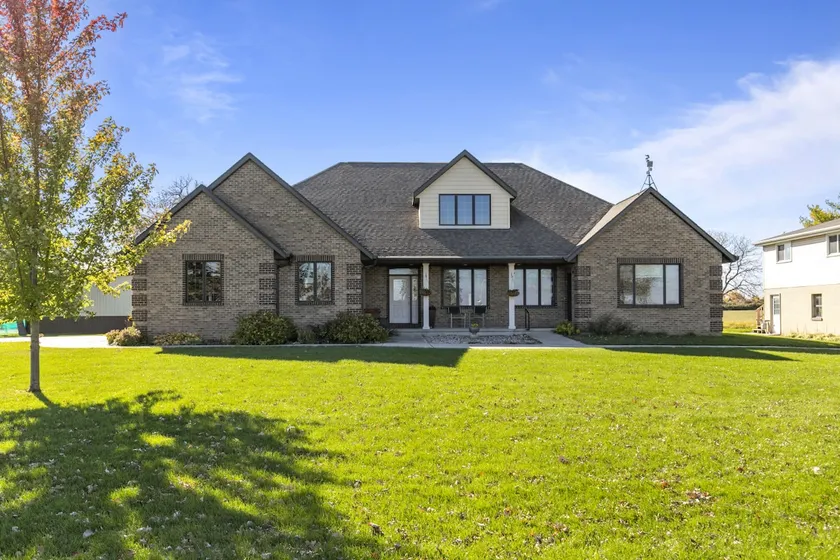 Kalbus House Spacious Lake Winnebago Retreat, Boat Launch, Newly Updated - Image 1