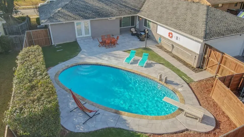 Dream Vacation Home with Pool for Large Groups - Image 1
