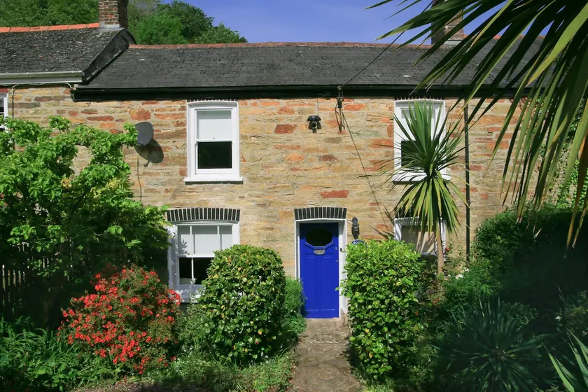 Gargoyle Cottage - Image 1