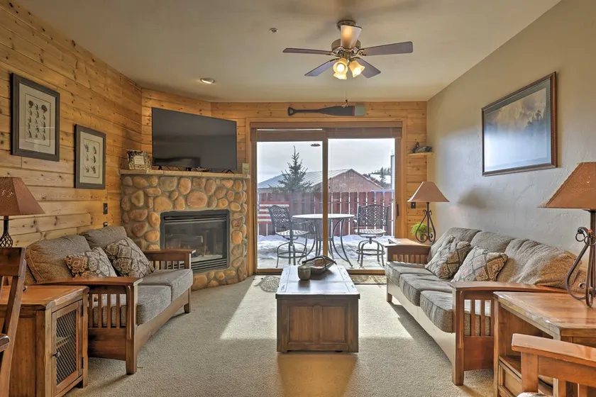 Mountainside Grand Lake Condo w/ Patio! - Image 1