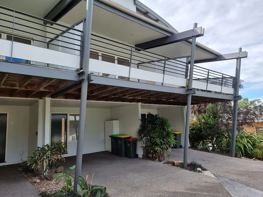 Beatons Beach Front Studio Inverloch - Image 1