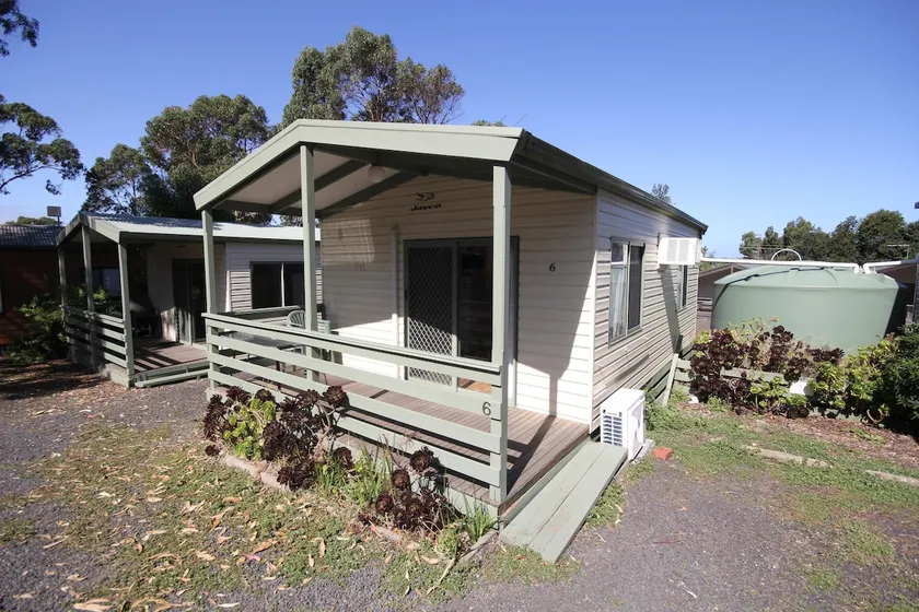 Standard Cabin (Sleeps 5) - Image 1