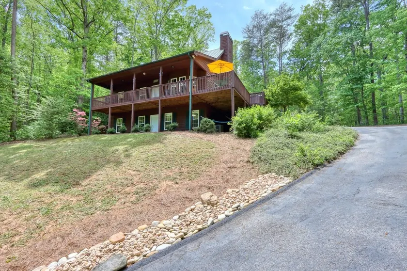 Creekside Cabin • Mtn Views • Game Room • Firepit - Image 1