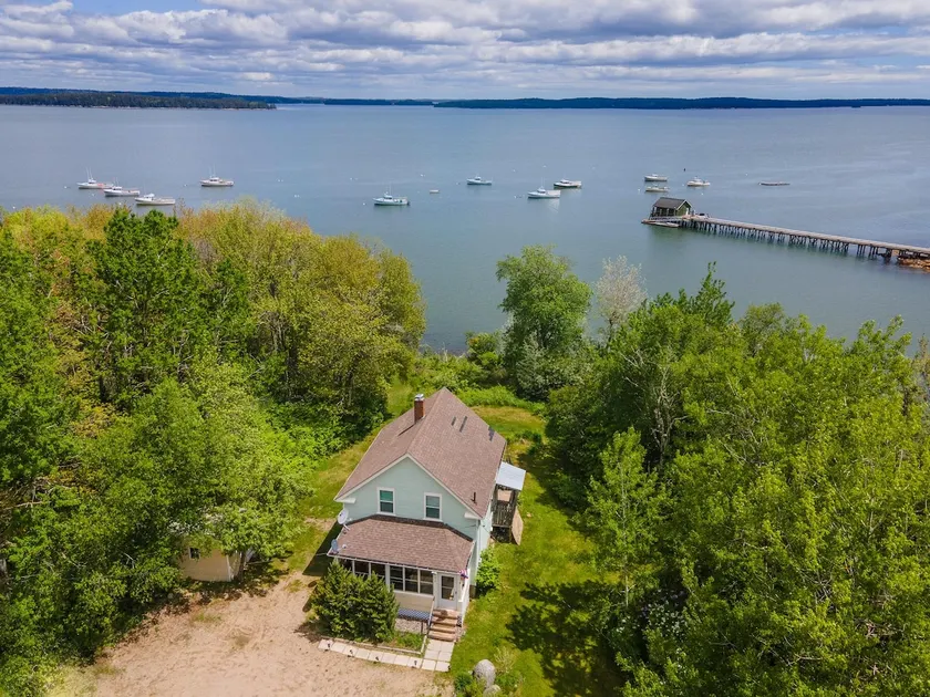 Milbridge Harbor View House - Image 1