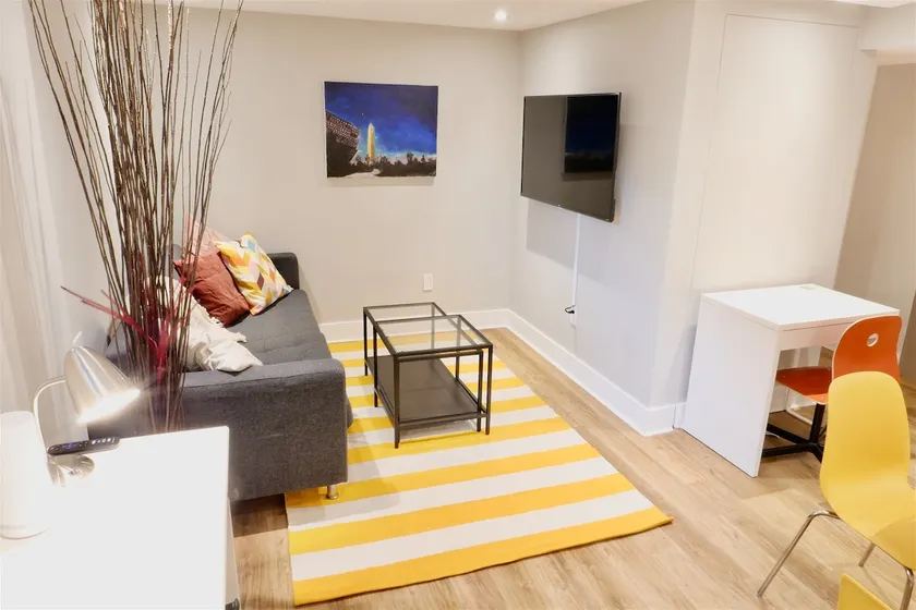 Best of Brookland! Family Friendly w Private Parki - Image 1