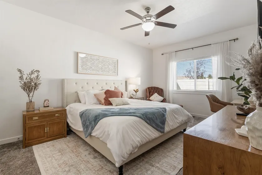 Modern Nampa Retreat | 3BR/2BA | Sleeps 10 | Patio + BBQ | Near Boise - Image 1