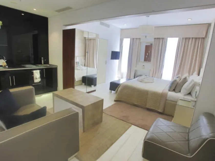 Rodger Studio at Room Home Stay - Image 1