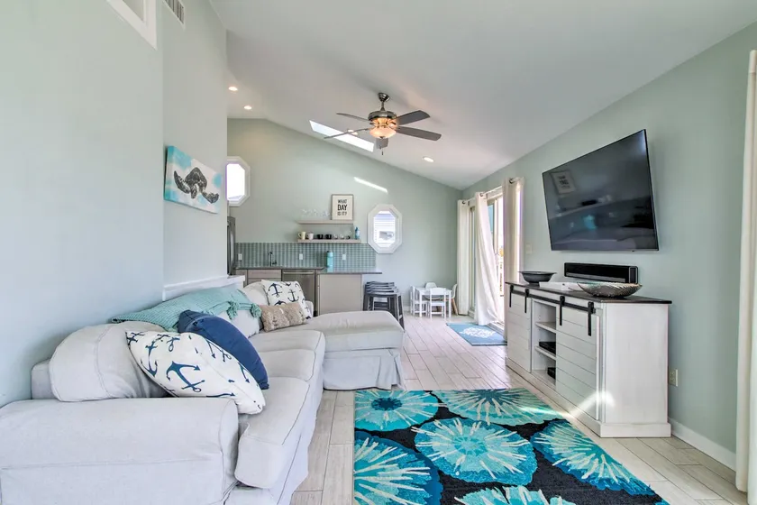 Idyllic South Bethany Home w/ Private Beach Access - Image 1