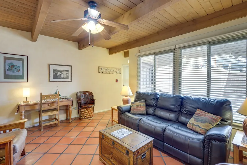 Cozy Southwest Style Santa Fe Condo! - Image 1