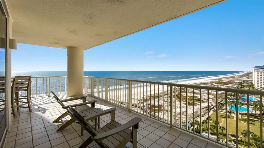 Avalon 1502- Gorgeous Corner unit with Amazing Sunset Views on Fort Morgan Beach - Image 1