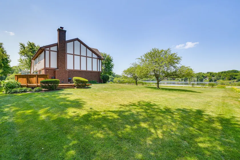 Bike & Kayak: Lakefront Prospect Heights Home - Image 1