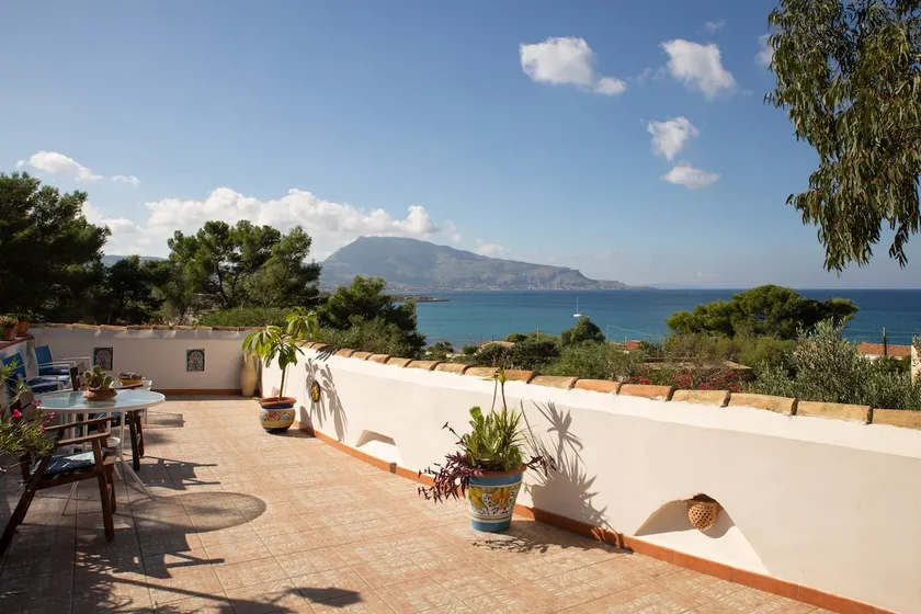 Seaside Villa with Sunset View - Image 1