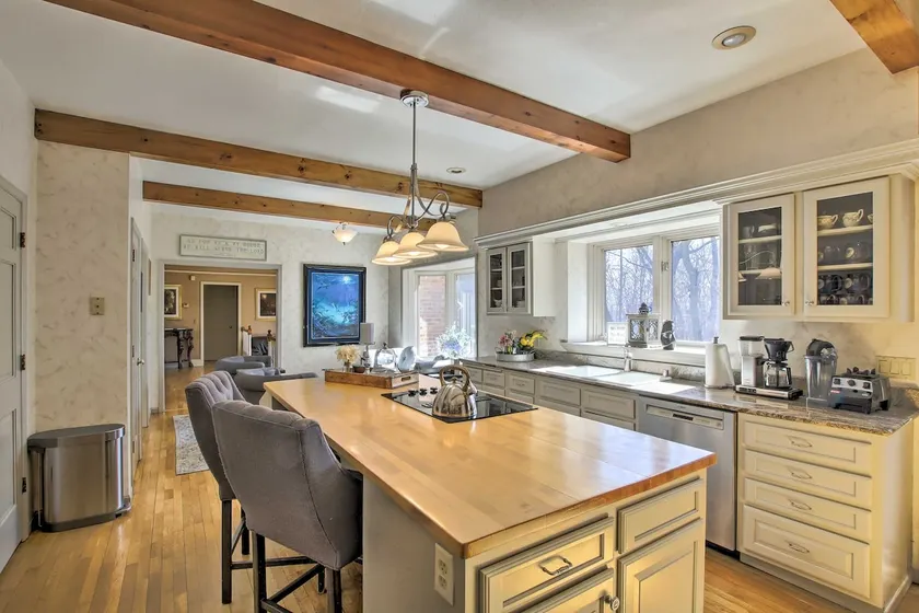 Spacious & Secluded Madison Home Near Dtwn! - Image 1