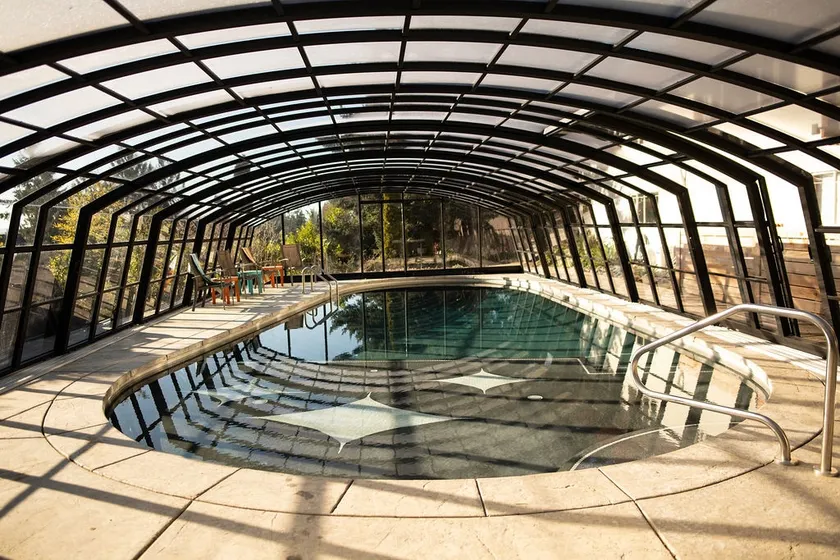 The Starburst Inn: Enclosed Heated Pool, Theater - Image 1