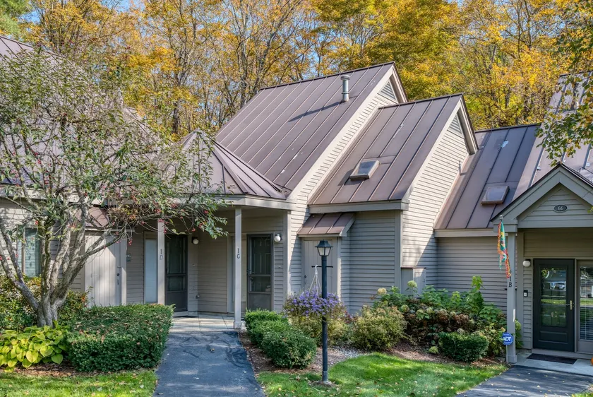 Condo moderne avec piscine communautaire, Newton Village - Image 1