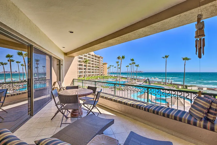 Walk to Beach: Oceanfront Rocky Point Condo - Image 1
