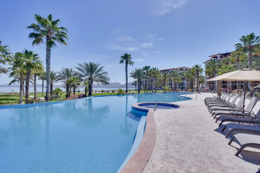 Paraiso del Mar Resort Condo: Water Taxi to La Paz - Image 1