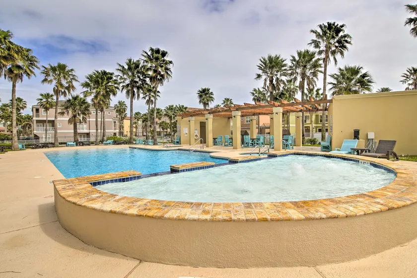 Sunny SPI Las Villas Condo w/ Resort Amenities! - Image 1