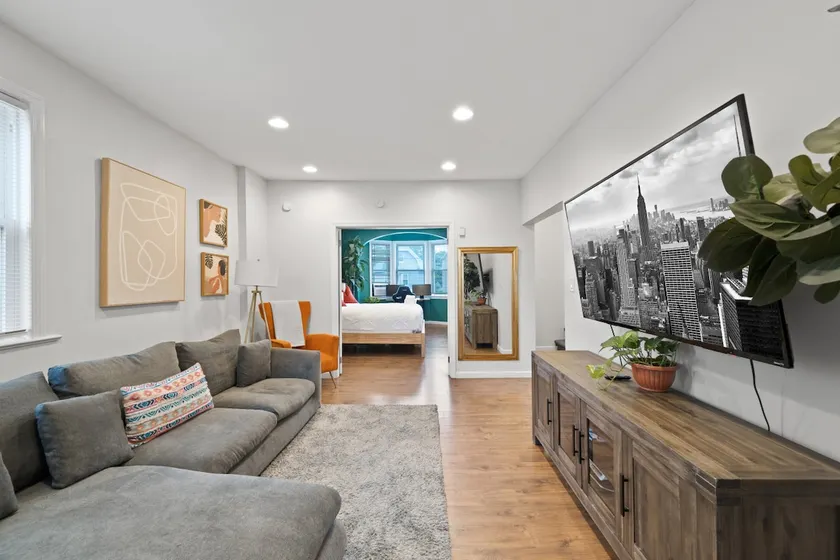 Rainforest Retreat – Minutes from NYC |Sleeps 16 - Image 1