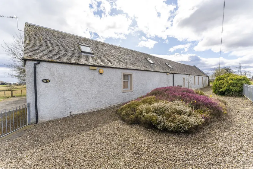 East Kelt Farm Cottage - Image 1