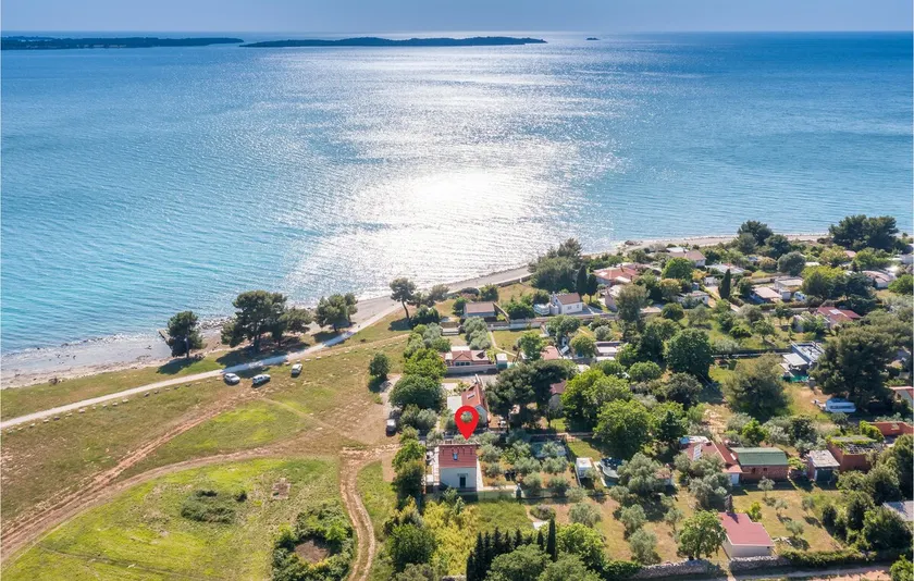 Awesome Home In Peroj - Image 1
