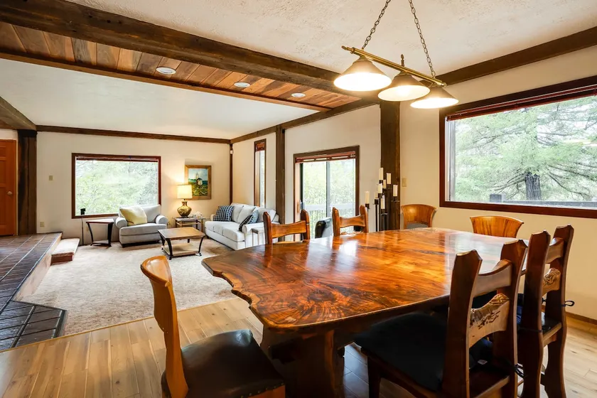 Peaceful Applegate River Valley Sanctuary! - Image 1
