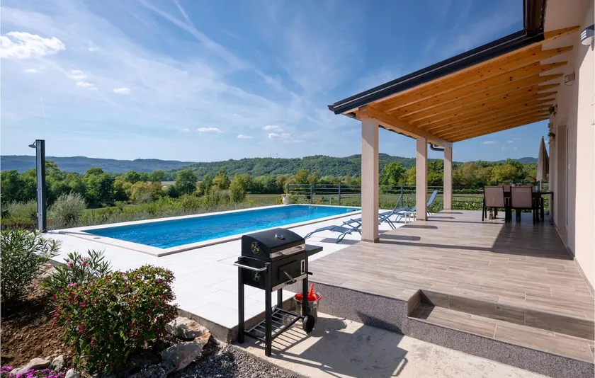Beautiful Home In Krsan - Image 1