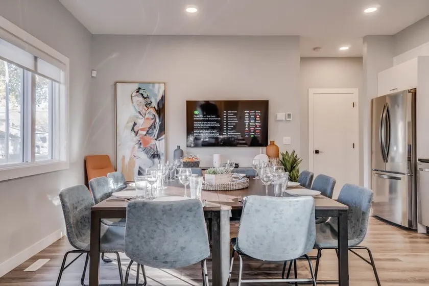 Rachel - Spacious home in Central 6 bdrm,4.5 bath - Image 1
