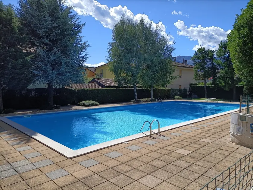 House in a beautiful residence with garden, swimming pool and parking spot - Larihome A07 - Image 1