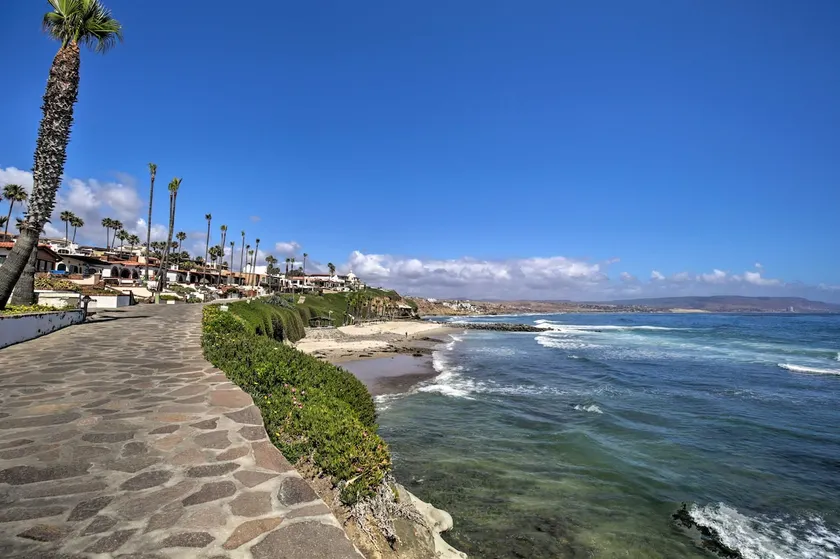 Rosarito Beach Home in Las Gaviotas w/ Ocean Views - Image 1