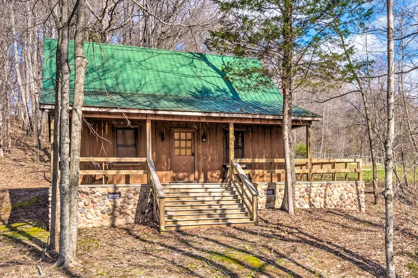 Quaint 'Lakeside' Cabin w/ Pond & Fire Pit! - Image 1