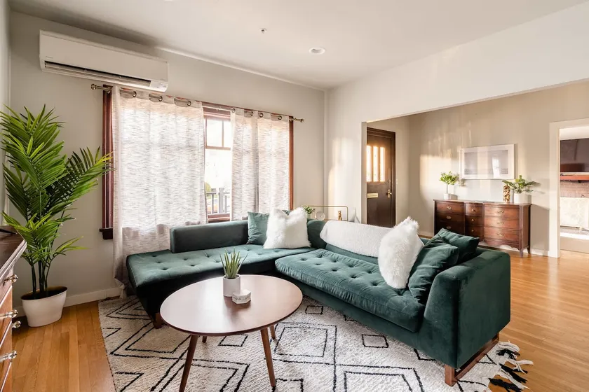 8BR/5BA Compound | 3 Kitchens | Sleeps 16 - Image 1