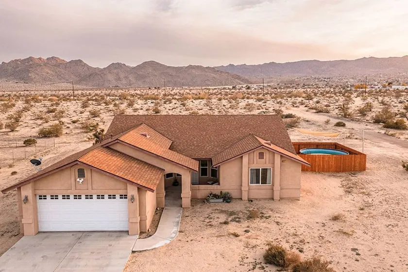 Casa Del Sol-Mountain View 3BR Home w Pool Hot Tub - Image 1