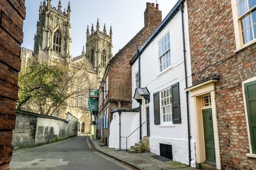 5 Precentors Court - Image 1
