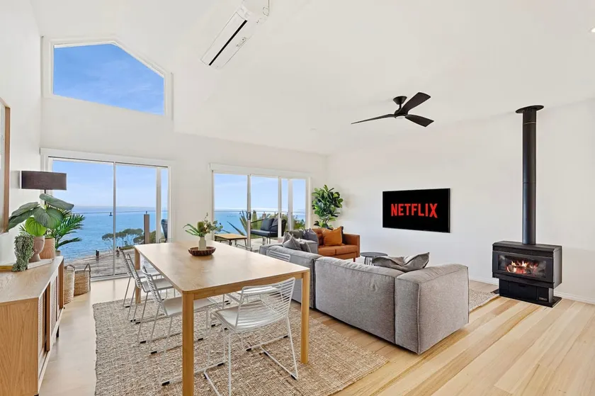 Clifftop Luxury Spectacular Ocean Views - Image 1