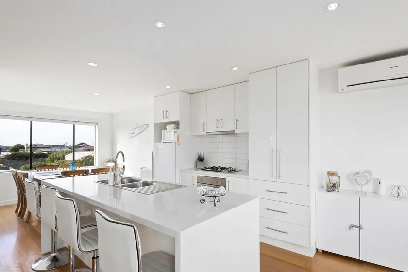 Portarlington Gem - Image 1