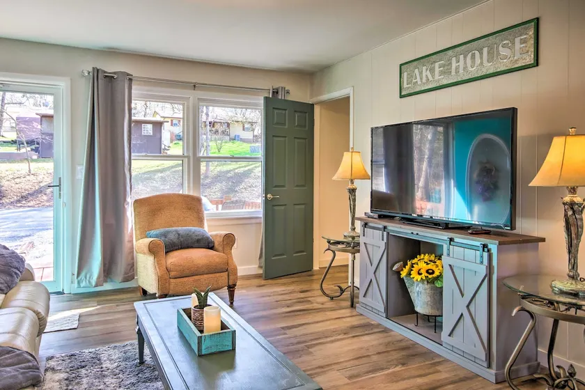 Lakefront Gem w/ Screened Porch + Game Room! - Image 1