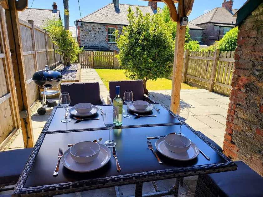 8 Duke Street - Launceston Cornwall - Image 1