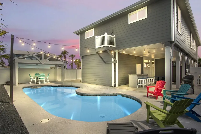 Latitude Adjustment | Poolside Paradise - Image 1