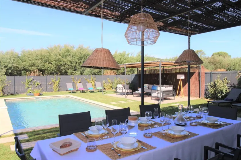 Villa pour 8 personnes avec piscine privée et plage à pied à Grimaud - Image 1