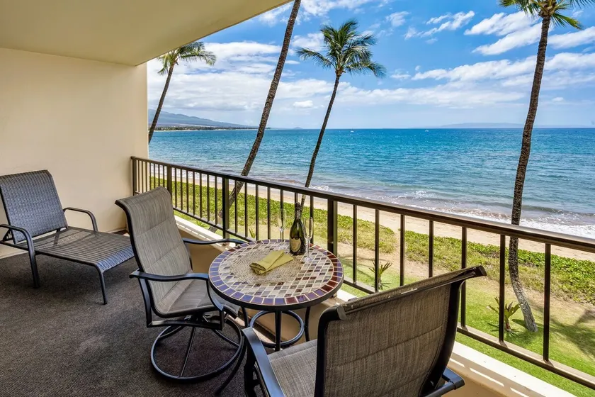 Ocean Views over Sandy Beach and Heated Pool - Image 1