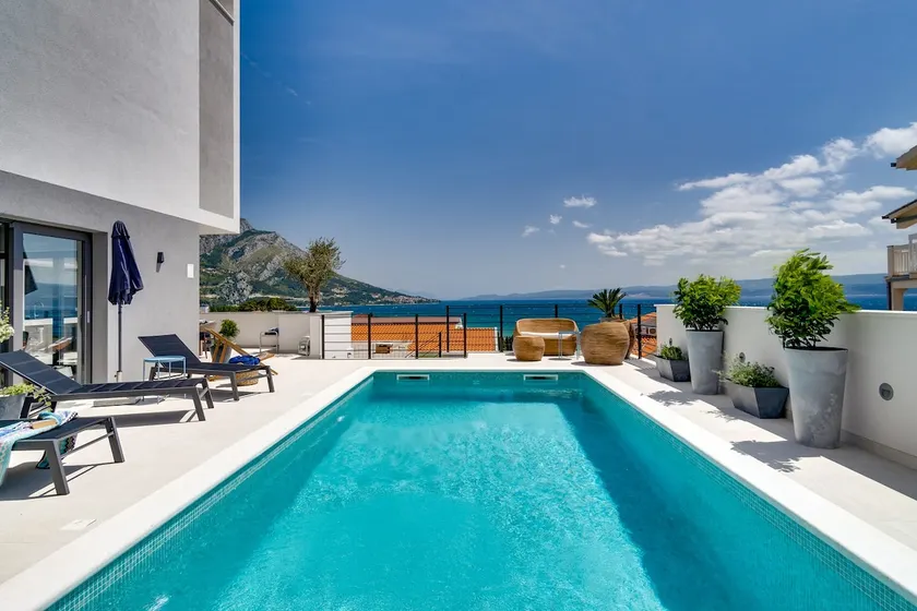 Meerblick Villa Mila mit 4 en-suite Schlafzimmern, privatem Pool, Finnischer Sauna, Laufband, Sandstrand 250m - Image 1
