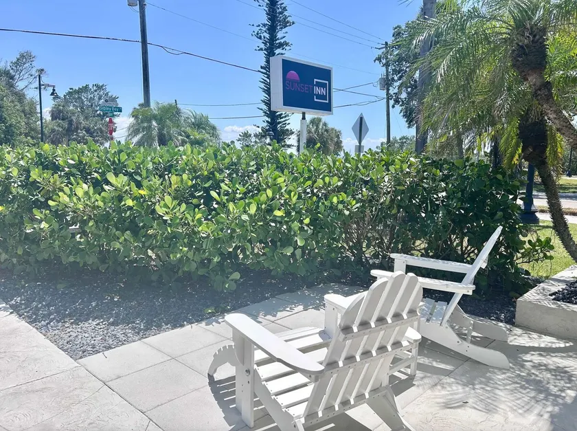 Newly Renovated Charlotte Harbor - Sunset Inn #7 - Image 1