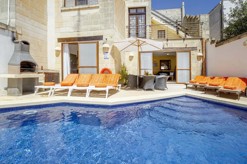 Razzett Luna Holiday Home - Image 1