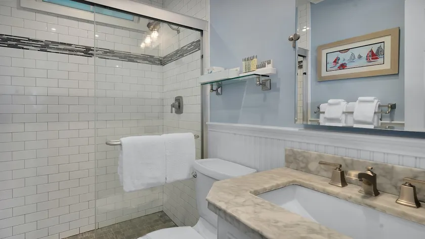Oceanside Studio on Old Montauk Highway - Incredib - Image 1