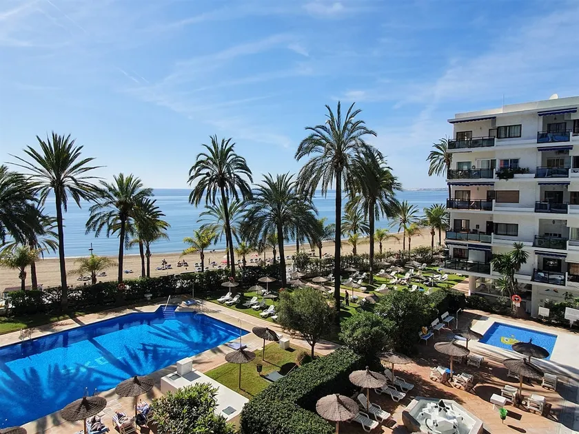 SKOL 521. Fantastic Studio on the Beachfront for Holiday Rental. - Image 1