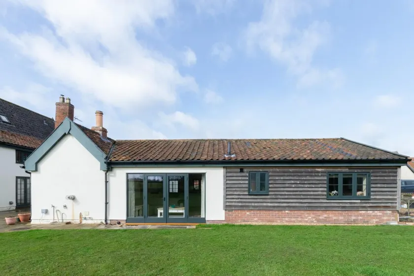 2 Bed in Weybread oc-tclwey - Image 1